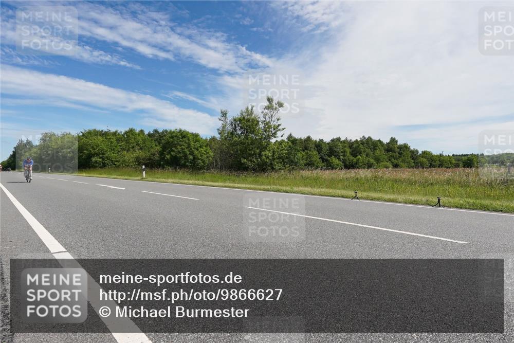 21.06.2026 - Viking Triathlon Michael Burmester http://msf.ph/oto/9866627 21.06.2026 11:30:32 Radfahren 152, 175, 229, 296, 405, 647 meine-sportfotos.de
