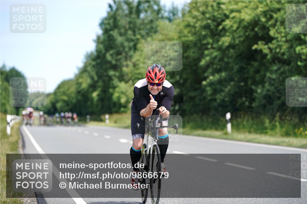 21.06.2026 - Viking Triathlon Michael Burmester http://msf.ph/oto/9866679 21.06.2026 12:12:13 Radfahren 28, 34, 150, 174, 241, 302, 315, 340, 385, 434, 462, 502, 502 meine-sportfotos.de