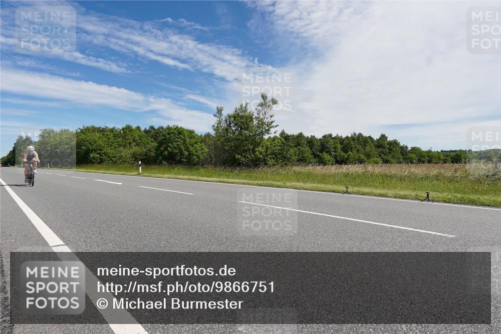 21.06.2026 - Viking Triathlon Michael Burmester http://msf.ph/oto/9866751 21.06.2026 11:32:58 Radfahren 69, 71, 107, 137, 233, 243, 248, 274, 414, 423, 516, 550, 574, 627, 641 meine-sportfotos.de