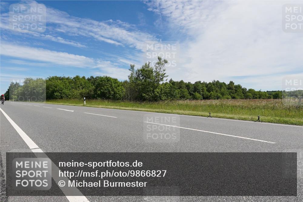 21.06.2026 - Viking Triathlon Michael Burmester http://msf.ph/oto/9866827 21.06.2026 11:34:33 Radfahren 18, 131, 131, 399, 432, 539 meine-sportfotos.de