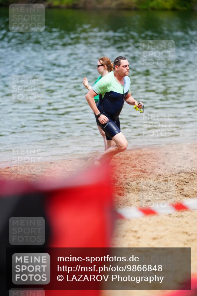 21.06.2026 - 29. Vierlanden-Triathlon LAZAROV Photography http://msf.ph/oto/9866848 21.06.2026 13:30:12 Schwimmen 1182, 1189, 1228 meine-sportfotos.de