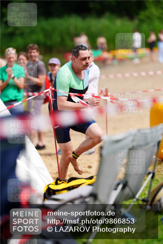 21.06.2026 - 29. Vierlanden-Triathlon LAZAROV Photography http://msf.ph/oto/9866853 21.06.2026 13:30:14 Schwimmen 1182, 1189, 1228 meine-sportfotos.de