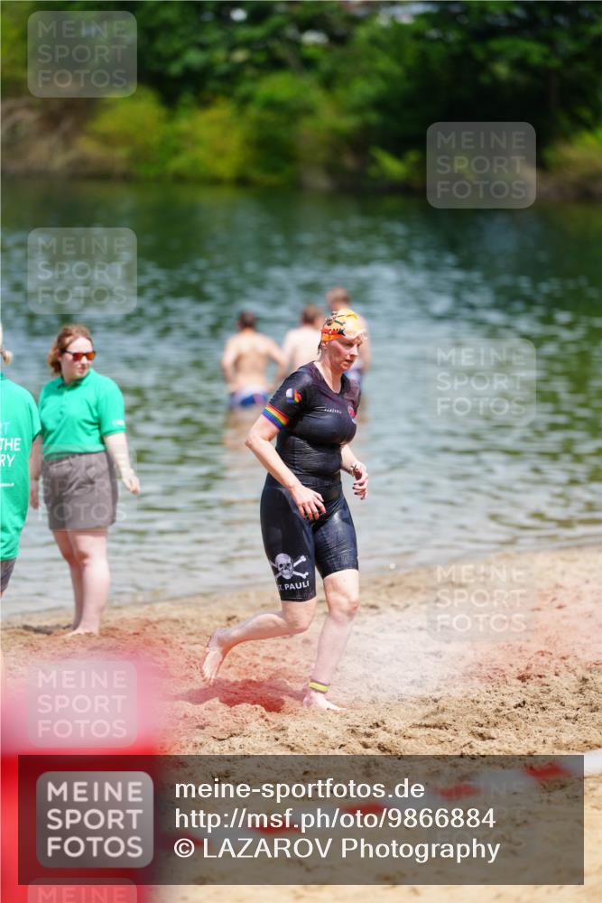 21.06.2026 - 29. Vierlanden-Triathlon LAZAROV Photography http://msf.ph/oto/9866884 21.06.2026 13:31:03 Schwimmen 1211 meine-sportfotos.de