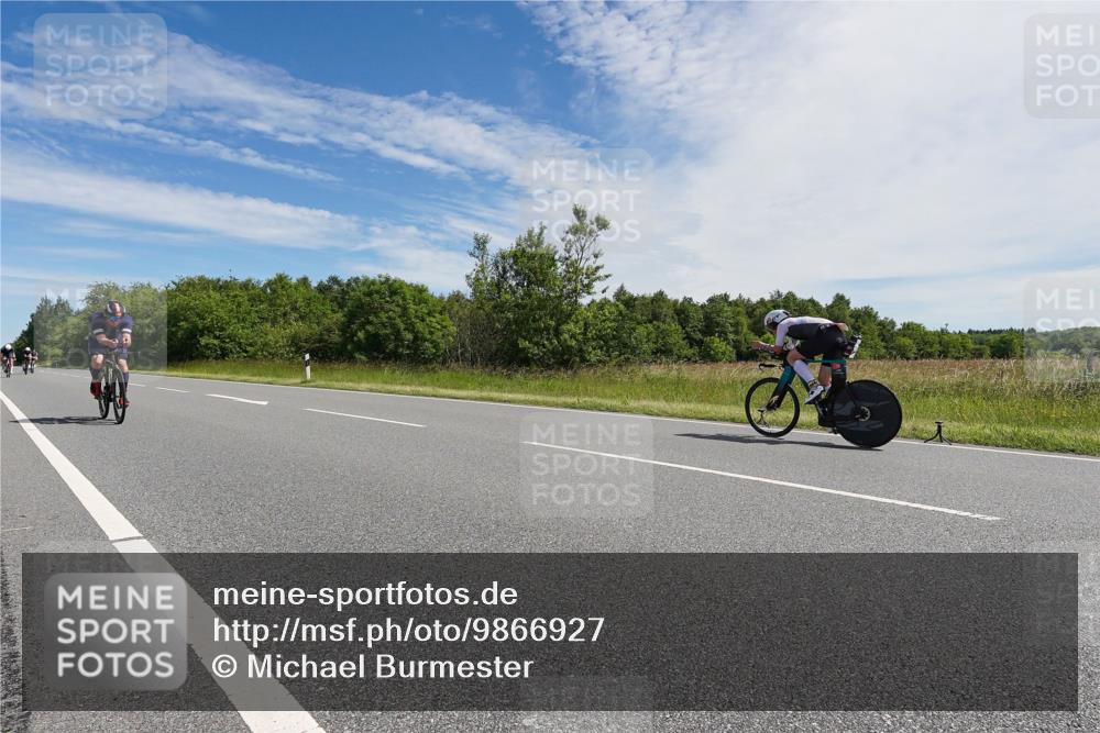21.06.2026 - Viking Triathlon Michael Burmester http://msf.ph/oto/9866927 21.06.2026 11:35:45 Radfahren 147, 179, 183, 209, 262, 324, 354, 363, 436, 448, 449, 505, 533, 650, 662 meine-sportfotos.de