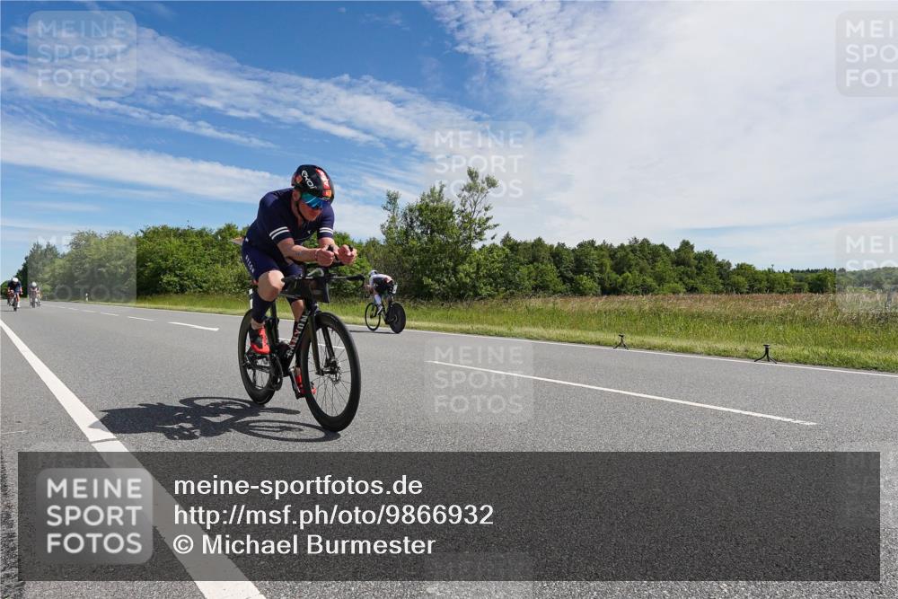 21.06.2026 - Viking Triathlon Michael Burmester http://msf.ph/oto/9866932 21.06.2026 11:35:46 Radfahren 147, 179, 183, 209, 262, 324, 354, 363, 436, 448, 449, 470, 505, 533, 650, 662 meine-sportfotos.de