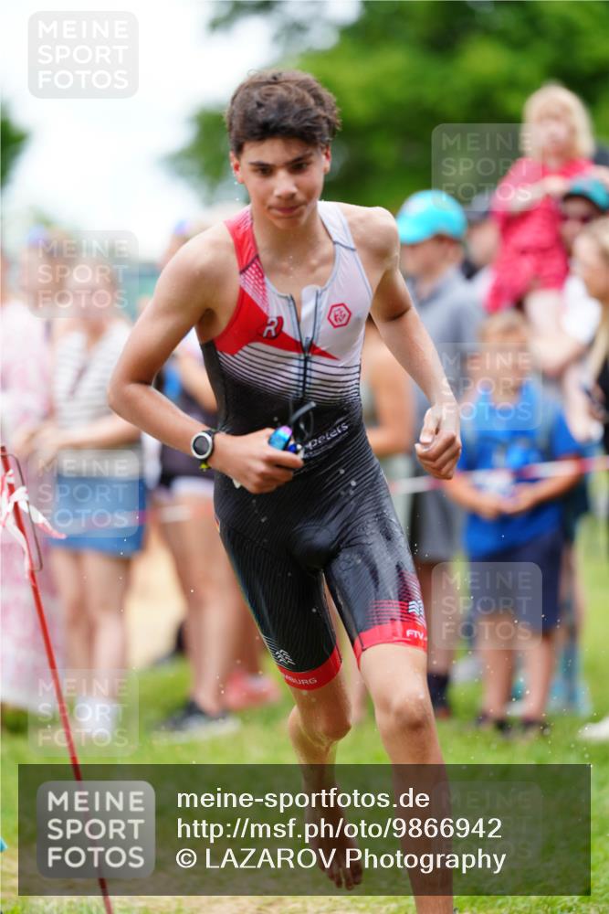 21.06.2026 - 29. Vierlanden-Triathlon LAZAROV Photography http://msf.ph/oto/9866942 21.06.2026 14:36:21 Schwimmen 1232, 1247, 1250, 1252 meine-sportfotos.de