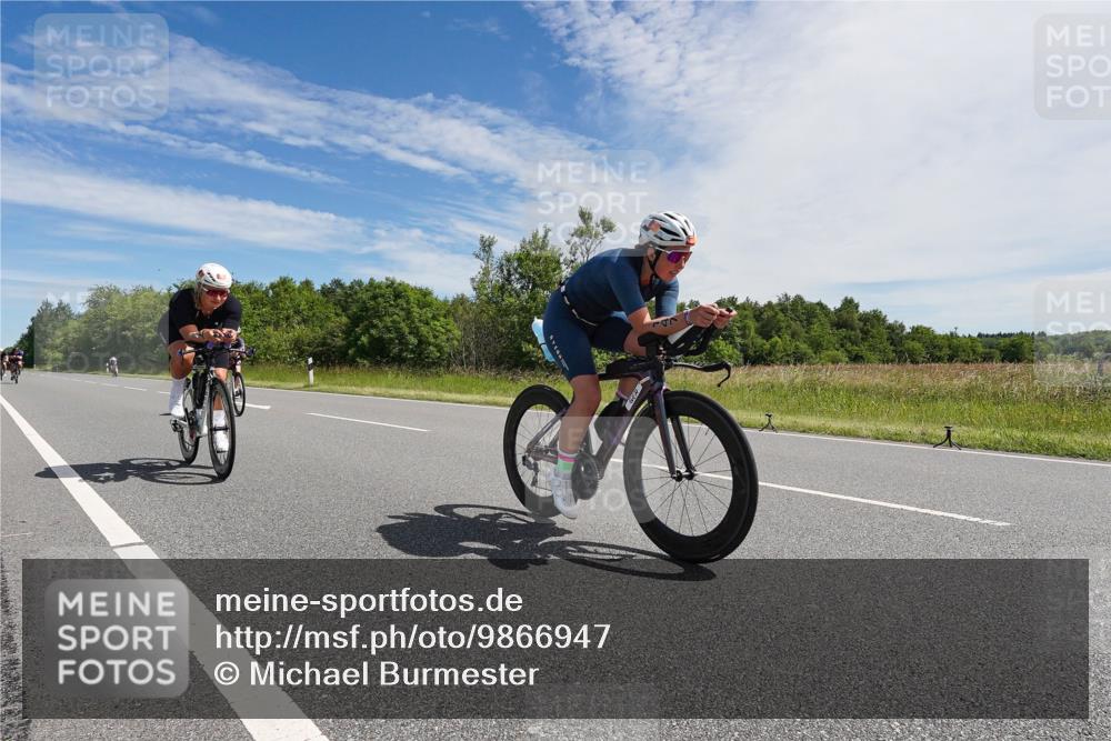 21.06.2026 - Viking Triathlon Michael Burmester http://msf.ph/oto/9866947 21.06.2026 11:35:51 Radfahren 147, 179, 183, 209, 221, 262, 324, 354, 436, 448, 449, 470, 505, 533, 650 meine-sportfotos.de
