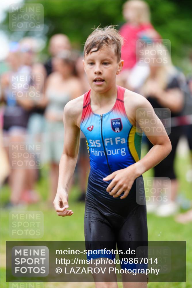 21.06.2026 - 29. Vierlanden-Triathlon LAZAROV Photography http://msf.ph/oto/9867014 21.06.2026 14:36:53 Schwimmen 1260, 1265, 1266, 1272, 1273, 1275, 1278, 1282, 1284, 1288, 1290 meine-sportfotos.de