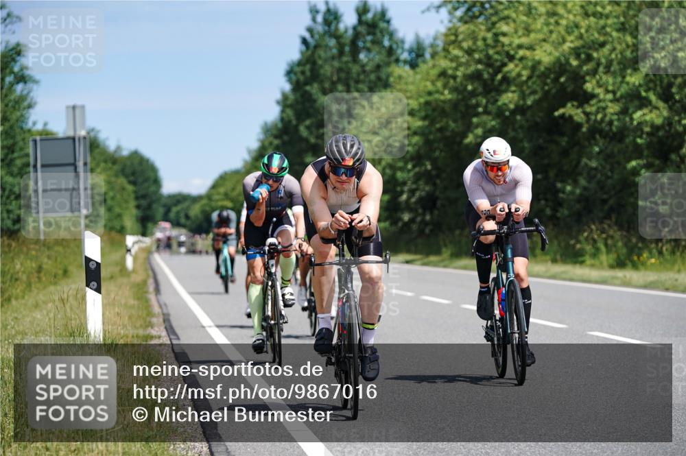 21.06.2026 - Viking Triathlon Michael Burmester http://msf.ph/oto/9867016 21.06.2026 12:15:20 Radfahren 59, 69, 85, 88, 135, 152, 274, 297, 403, 430, 497, 614, 614 meine-sportfotos.de