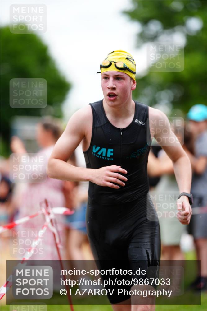 21.06.2026 - 29. Vierlanden-Triathlon LAZAROV Photography http://msf.ph/oto/9867033 21.06.2026 14:37:13 Schwimmen 1230, 1269 meine-sportfotos.de