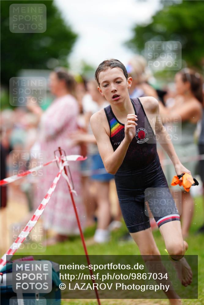 21.06.2026 - 29. Vierlanden-Triathlon LAZAROV Photography http://msf.ph/oto/9867034 21.06.2026 14:37:18 Schwimmen 1230, 1257, 1269, 1276 meine-sportfotos.de