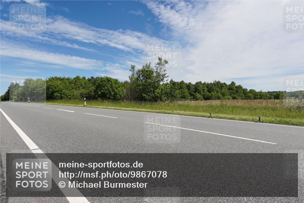21.06.2026 - Viking Triathlon Michael Burmester http://msf.ph/oto/9867078 21.06.2026 11:36:43 Radfahren 42, 177, 330, 341, 388, 551, 577, 623 meine-sportfotos.de