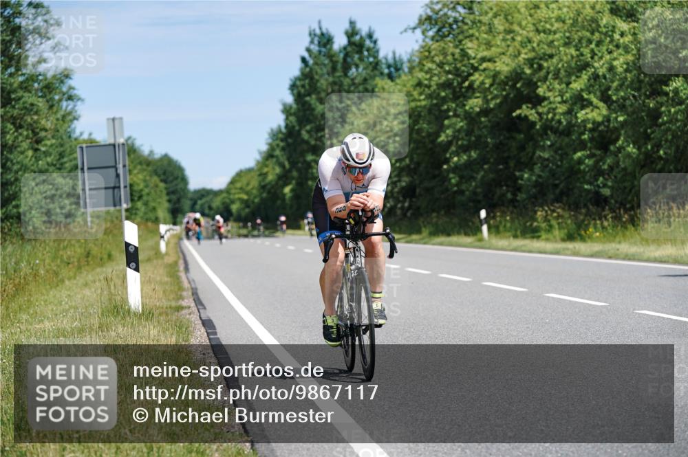 21.06.2026 - Viking Triathlon Michael Burmester http://msf.ph/oto/9867117 21.06.2026 12:15:54 Radfahren 21, 178, 184, 184, 195, 248, 334, 389, 394, 405, 521, 551, 590, 590, 603, 651 meine-sportfotos.de