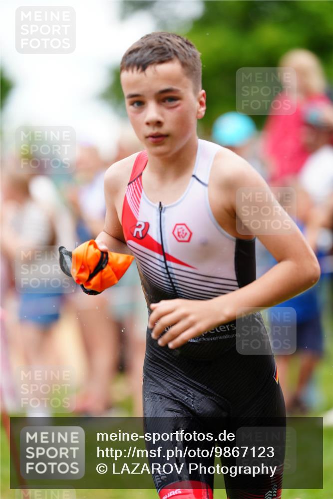 21.06.2026 - 29. Vierlanden-Triathlon LAZAROV Photography http://msf.ph/oto/9867123 21.06.2026 14:38:36 Schwimmen 1238, 1241, 1243, 1244, 1261, 1271, 1274, 1277, 1279, 1292, 1294 meine-sportfotos.de