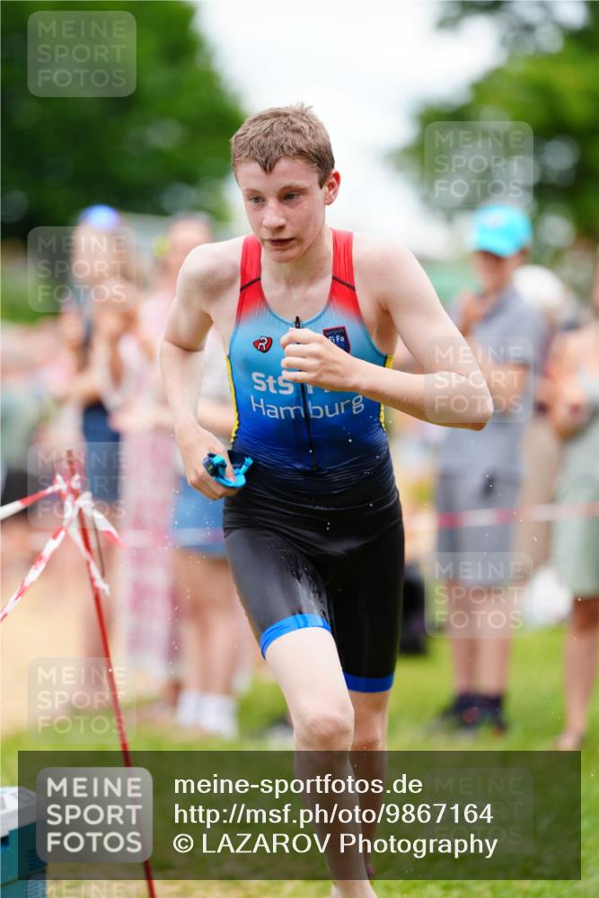 21.06.2026 - 29. Vierlanden-Triathlon LAZAROV Photography http://msf.ph/oto/9867164 21.06.2026 14:39:20 Schwimmen 1234 meine-sportfotos.de