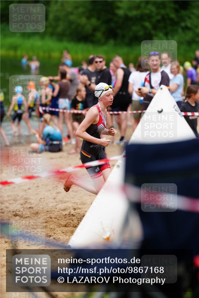 21.06.2026 - 29. Vierlanden-Triathlon LAZAROV Photography http://msf.ph/oto/9867168 21.06.2026 14:40:19 Schwimmen 1291 meine-sportfotos.de