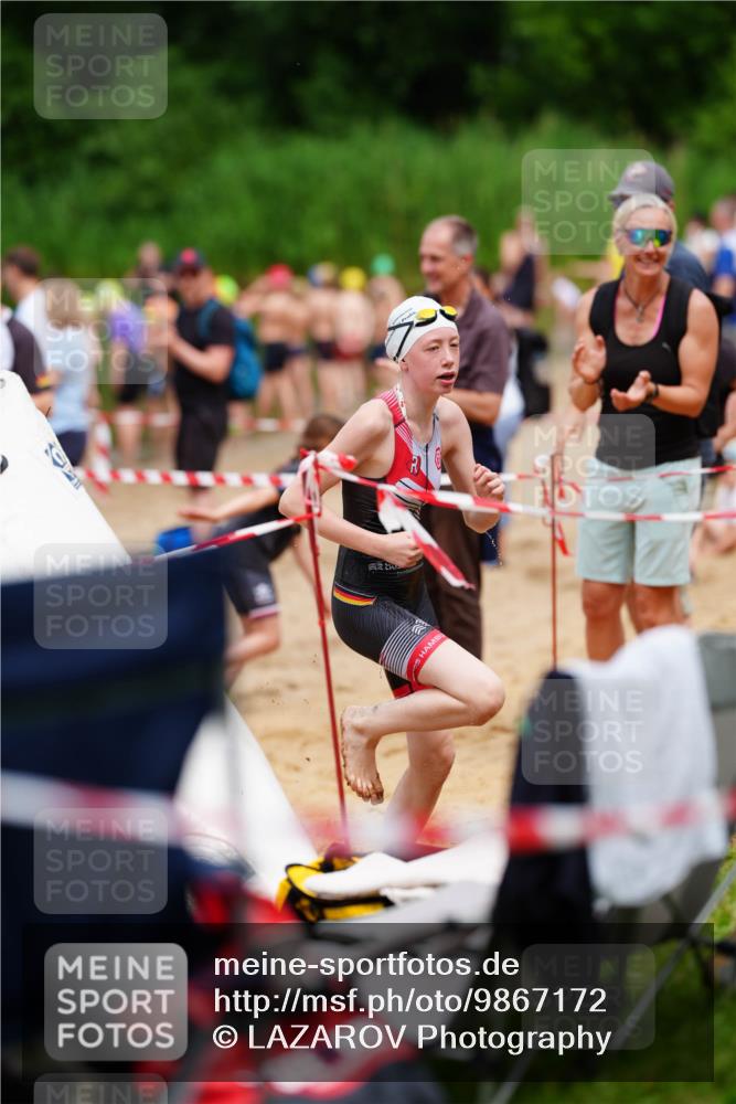 21.06.2026 - 29. Vierlanden-Triathlon LAZAROV Photography http://msf.ph/oto/9867172 21.06.2026 14:40:20 Schwimmen 1291 meine-sportfotos.de