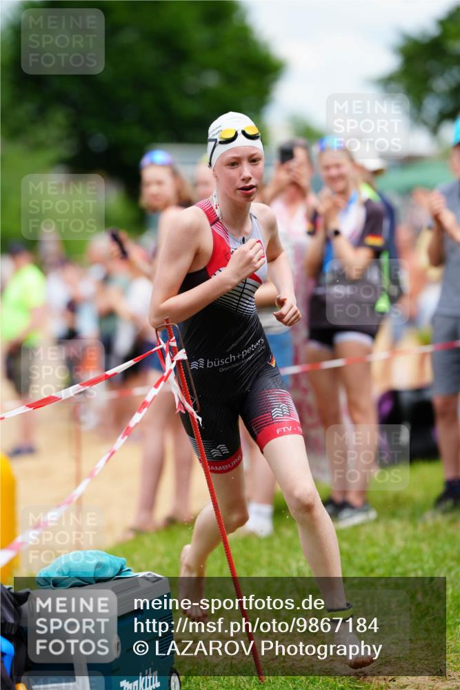 21.06.2026 - 29. Vierlanden-Triathlon LAZAROV Photography http://msf.ph/oto/9867184 21.06.2026 14:40:21 Schwimmen 1291 meine-sportfotos.de