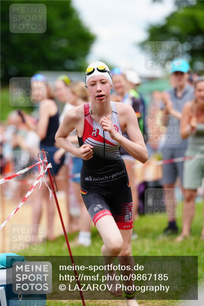21.06.2026 - 29. Vierlanden-Triathlon LAZAROV Photography http://msf.ph/oto/9867185 21.06.2026 14:40:21 Schwimmen 1291 meine-sportfotos.de