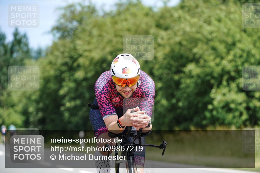 21.06.2026 - Viking Triathlon Michael Burmester http://msf.ph/oto/9867219 21.06.2026 12:16:27 Radfahren 22, 153, 264, 278, 309, 333, 377, 405, 511, 519, 538 meine-sportfotos.de