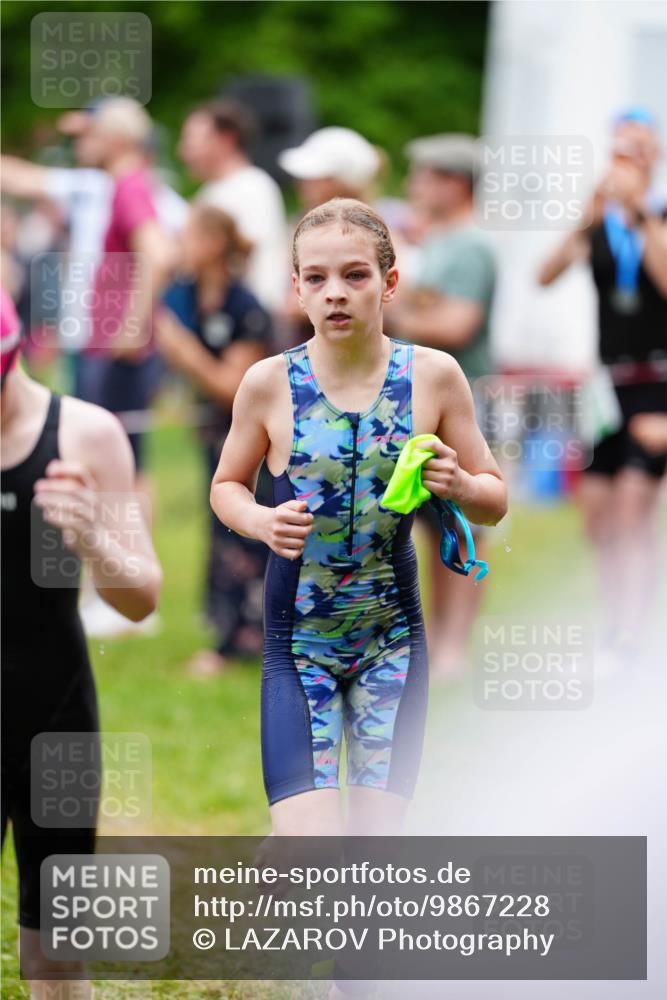 21.06.2026 - 29. Vierlanden-Triathlon LAZAROV Photography http://msf.ph/oto/9867228 21.06.2026 14:48:50 Schwimmen  meine-sportfotos.de