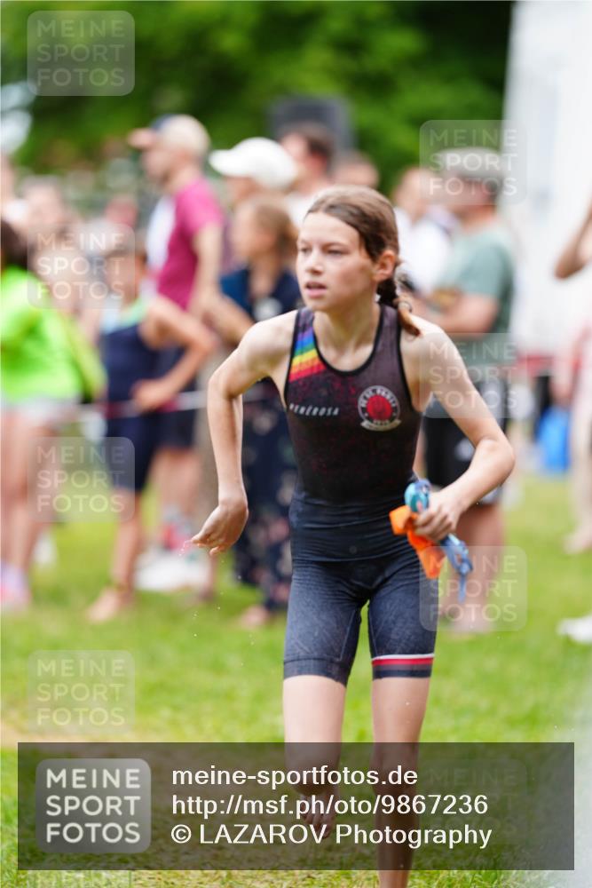 21.06.2026 - 29. Vierlanden-Triathlon LAZAROV Photography http://msf.ph/oto/9867236 21.06.2026 14:48:56 Schwimmen  meine-sportfotos.de