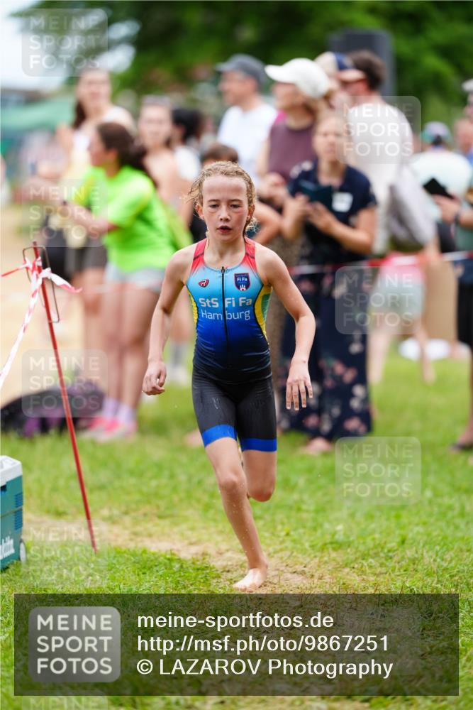 21.06.2026 - 29. Vierlanden-Triathlon LAZAROV Photography http://msf.ph/oto/9867251 21.06.2026 14:49:06 Schwimmen  meine-sportfotos.de