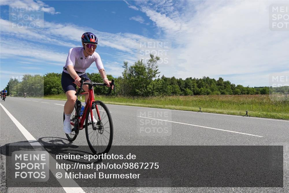 21.06.2026 - Viking Triathlon Michael Burmester http://msf.ph/oto/9867275 21.06.2026 11:38:08 Radfahren 13, 17, 30, 48, 54, 230, 238, 249, 310, 343, 391, 444, 534, 635, 635, 644 meine-sportfotos.de