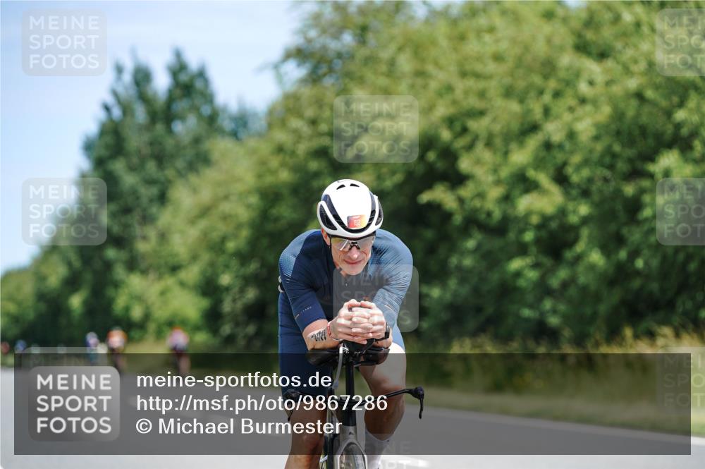 21.06.2026 - Viking Triathlon Michael Burmester http://msf.ph/oto/9867286 21.06.2026 12:17:05 Radfahren 47, 81, 81, 193, 229, 242, 300, 311, 415, 424, 466, 536, 618 meine-sportfotos.de