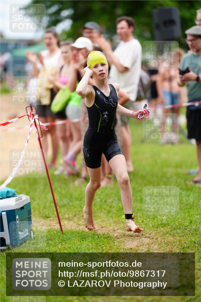 21.06.2026 - 29. Vierlanden-Triathlon LAZAROV Photography http://msf.ph/oto/9867317 21.06.2026 14:50:11 Schwimmen  meine-sportfotos.de