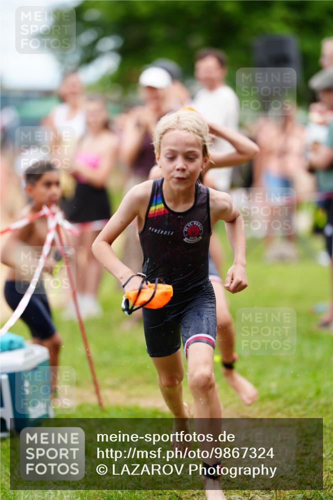 21.06.2026 - 29. Vierlanden-Triathlon LAZAROV Photography http://msf.ph/oto/9867324 21.06.2026 14:50:13 Schwimmen  meine-sportfotos.de
