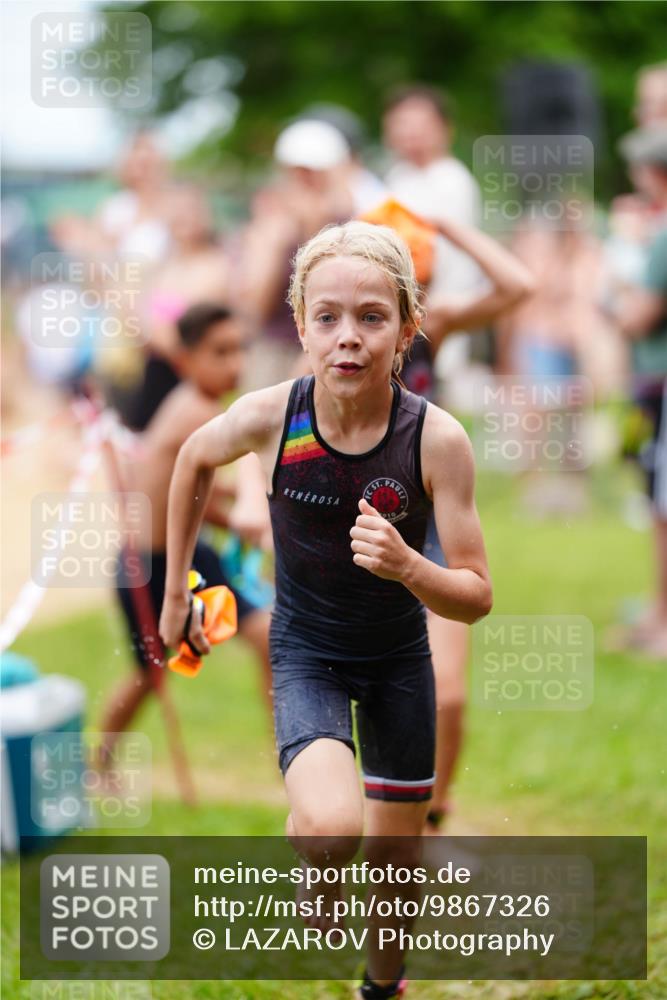 21.06.2026 - 29. Vierlanden-Triathlon LAZAROV Photography http://msf.ph/oto/9867326 21.06.2026 14:50:13 Schwimmen  meine-sportfotos.de