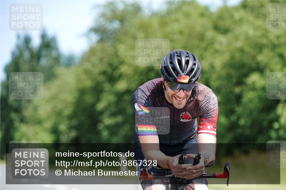 21.06.2026 - Viking Triathlon Michael Burmester http://msf.ph/oto/9867328 21.06.2026 12:17:52 Radfahren 200, 253, 285, 354, 354, 363, 404, 439, 440, 458, 461, 539, 550, 568, 576, 604 meine-sportfotos.de