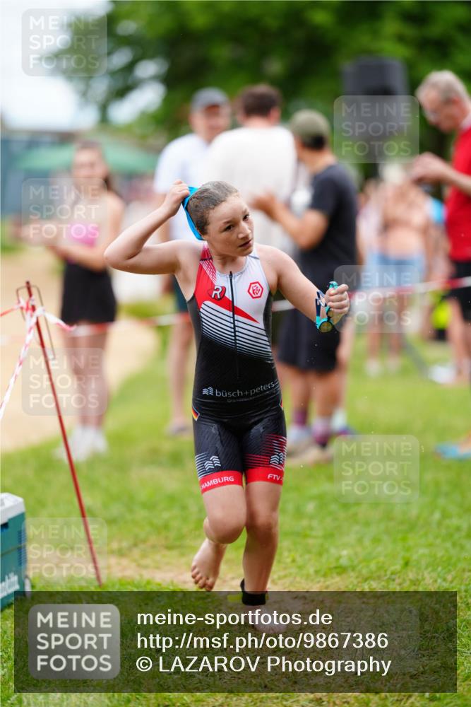 21.06.2026 - 29. Vierlanden-Triathlon LAZAROV Photography http://msf.ph/oto/9867386 21.06.2026 14:51:14 Schwimmen 1318 meine-sportfotos.de