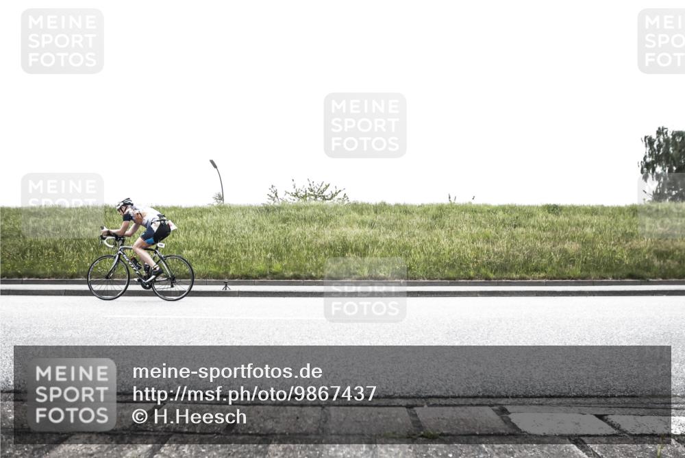 21.06.2026 - 29. Vierlanden-Triathlon H.Heesch http://msf.ph/oto/9867437 21.06.2026 10:33:39 Radfahren 147, 207, 224, 228, 362, 440, 541 meine-sportfotos.de