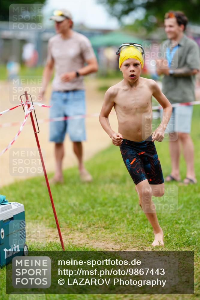 21.06.2026 - 29. Vierlanden-Triathlon LAZAROV Photography http://msf.ph/oto/9867443 21.06.2026 15:01:58 Schwimmen  meine-sportfotos.de