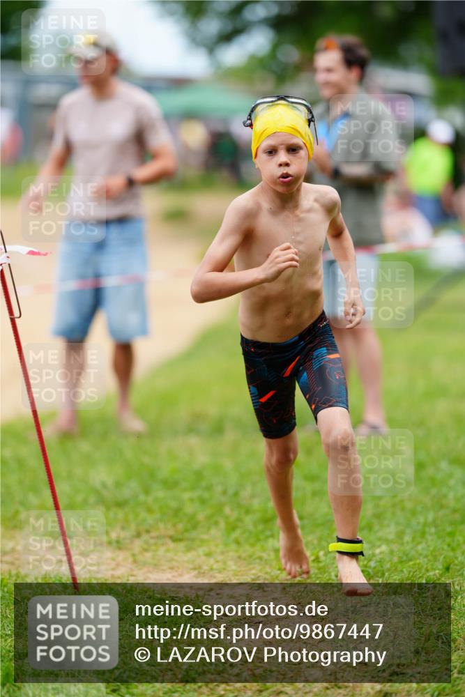 21.06.2026 - 29. Vierlanden-Triathlon LAZAROV Photography http://msf.ph/oto/9867447 21.06.2026 15:01:58 Schwimmen  meine-sportfotos.de