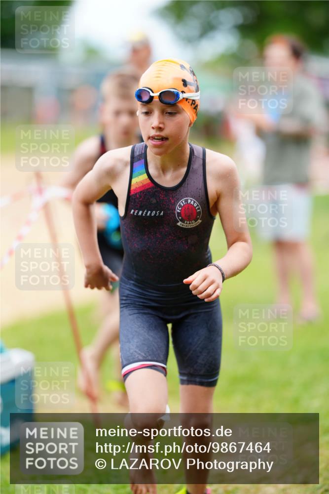 21.06.2026 - 29. Vierlanden-Triathlon LAZAROV Photography http://msf.ph/oto/9867464 21.06.2026 15:02:04 Schwimmen  meine-sportfotos.de