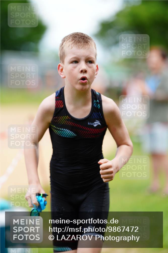 21.06.2026 - 29. Vierlanden-Triathlon LAZAROV Photography http://msf.ph/oto/9867472 21.06.2026 15:02:05 Schwimmen  meine-sportfotos.de