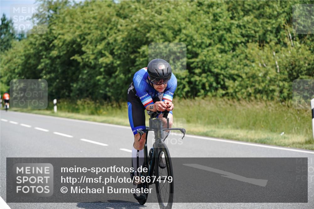 21.06.2026 - Viking Triathlon Michael Burmester http://msf.ph/oto/9867479 21.06.2026 12:18:24 Radfahren 5, 25, 43, 82, 391, 423, 448, 520, 547, 575, 623, 633, 636 meine-sportfotos.de