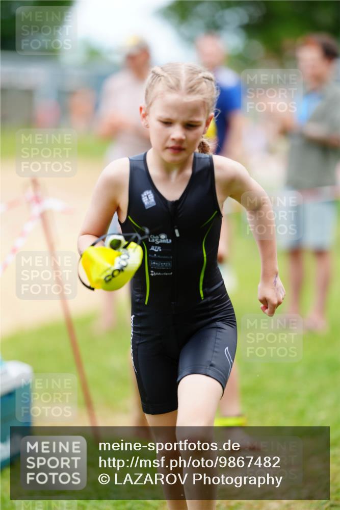 21.06.2026 - 29. Vierlanden-Triathlon LAZAROV Photography http://msf.ph/oto/9867482 21.06.2026 15:02:11 Schwimmen  meine-sportfotos.de