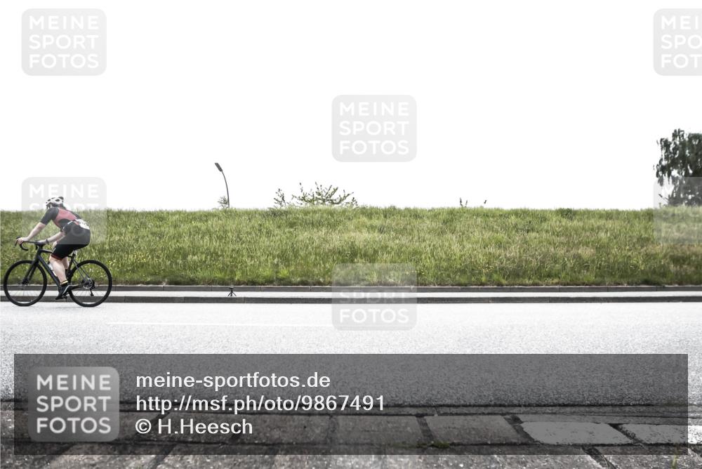 21.06.2026 - 29. Vierlanden-Triathlon H.Heesch http://msf.ph/oto/9867491 21.06.2026 10:34:25 Radfahren 103, 118, 119, 227, 323 meine-sportfotos.de