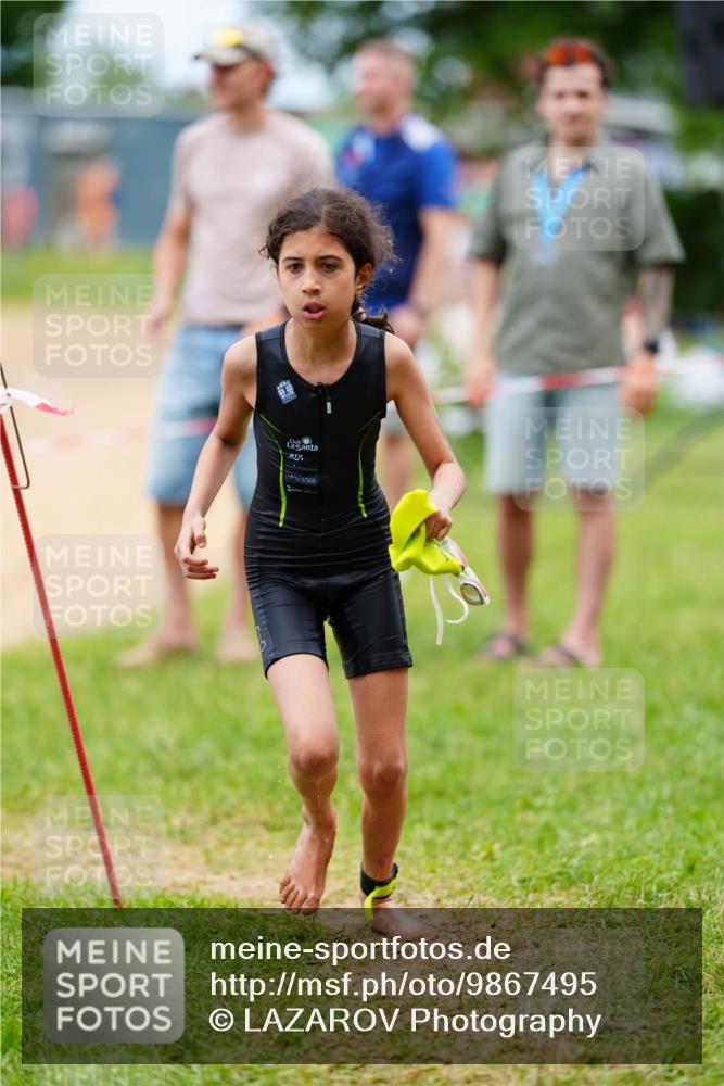 21.06.2026 - 29. Vierlanden-Triathlon LAZAROV Photography http://msf.ph/oto/9867495 21.06.2026 15:02:14 Schwimmen  meine-sportfotos.de