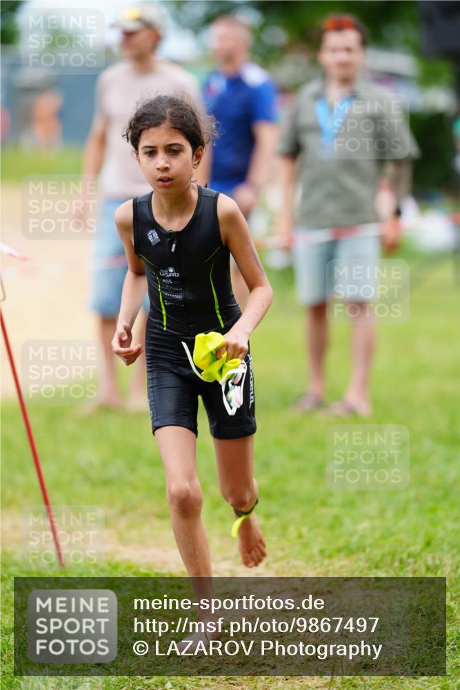 21.06.2026 - 29. Vierlanden-Triathlon LAZAROV Photography http://msf.ph/oto/9867497 21.06.2026 15:02:15 Schwimmen  meine-sportfotos.de