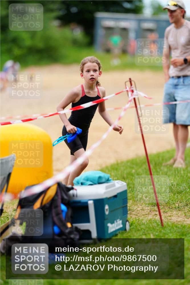 21.06.2026 - 29. Vierlanden-Triathlon LAZAROV Photography http://msf.ph/oto/9867500 21.06.2026 15:02:32 Schwimmen  meine-sportfotos.de
