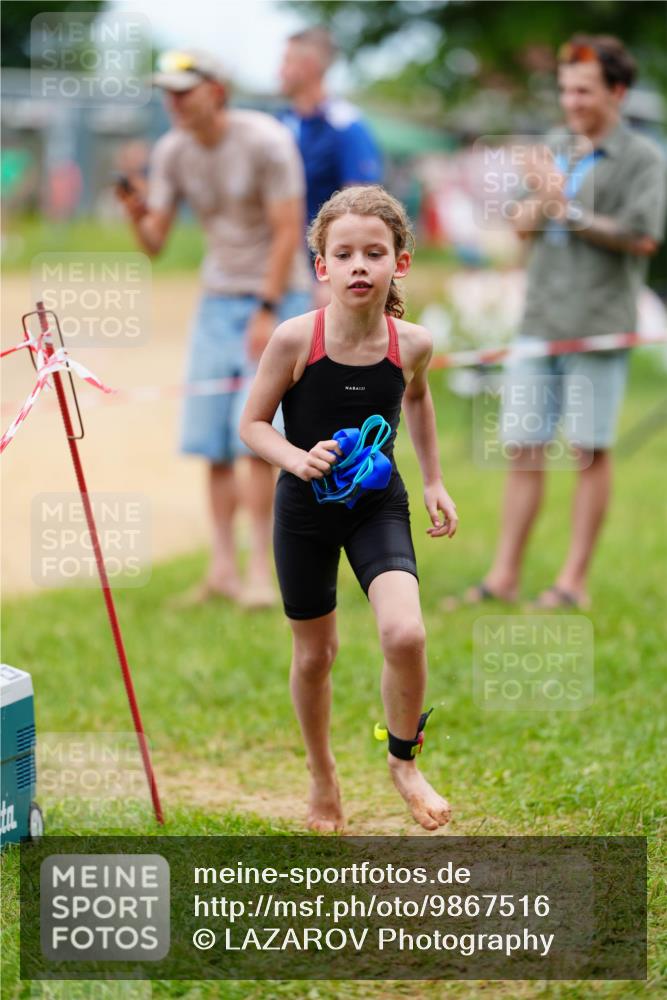 21.06.2026 - 29. Vierlanden-Triathlon LAZAROV Photography http://msf.ph/oto/9867516 21.06.2026 15:02:33 Schwimmen  meine-sportfotos.de
