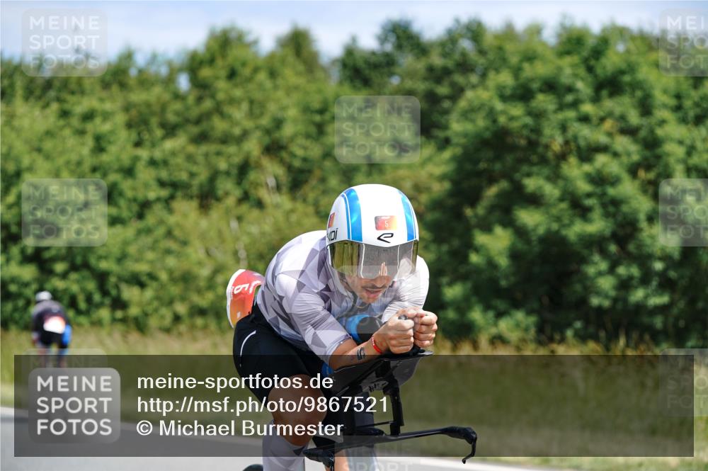 21.06.2026 - Viking Triathlon Michael Burmester http://msf.ph/oto/9867521 21.06.2026 12:18:33 Radfahren 5, 31, 43, 80, 82, 170, 391, 520, 623 meine-sportfotos.de