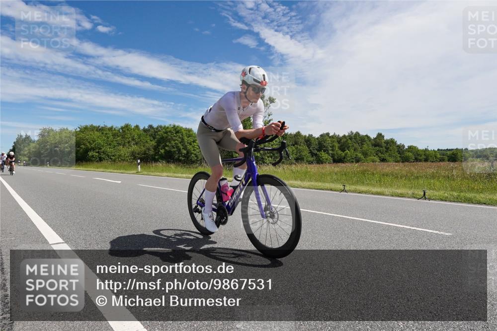 21.06.2026 - Viking Triathlon Michael Burmester http://msf.ph/oto/9867531 21.06.2026 11:39:24 Radfahren 51, 73, 98, 126, 223, 273, 353, 358, 510, 523, 624, 625 meine-sportfotos.de