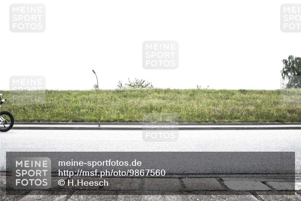 21.06.2026 - 29. Vierlanden-Triathlon H.Heesch http://msf.ph/oto/9867560 21.06.2026 10:35:09 Radfahren 47, 187, 271, 430, 525 meine-sportfotos.de