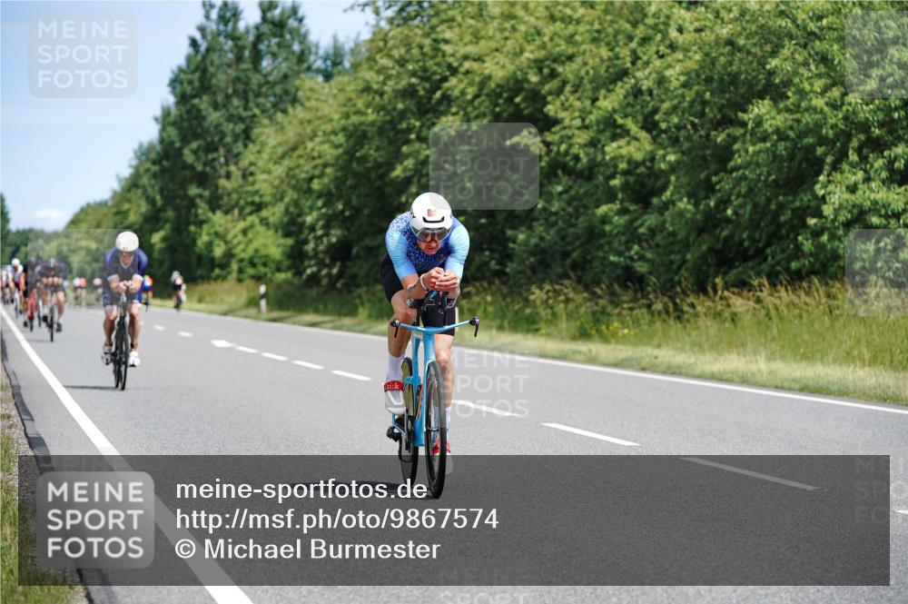 21.06.2026 - Viking Triathlon Michael Burmester http://msf.ph/oto/9867574 21.06.2026 12:18:57 Radfahren 31, 52, 170, 217, 233, 323, 325, 371, 452, 496, 516, 517 meine-sportfotos.de